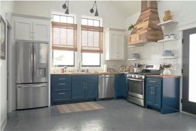 Kitchen with appliances covered by AHS Home Warranties 